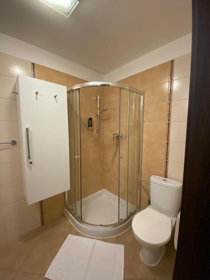 Besenova Apartman Diamant Екстериор снимка